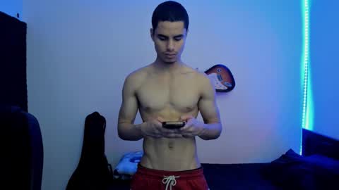 Snapshot of zenhzu chatting on February 2026 08:12:01 PM zenzhu online show from February 2026 08:12:01 PM