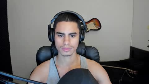 Snapshot of zenhzu chatting on February 2026 02:54:02 PM zenzhu online show from February 2026 02:54:02 PM