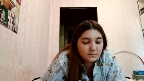 Snapshot of zeniabrossoit chatting on May 2026 11:37:01 AM zeniabrossoit online show from May 2026 11:37:01 AM