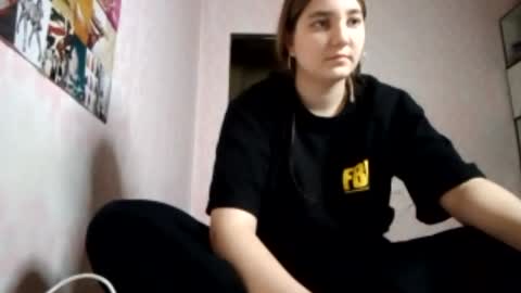 Snapshot of zeniabrossoit chatting on May 2026 02:45:01 PM zeniabrossoit online show from May 2026 02:45:01 PM