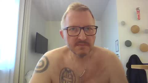 Snapshot of zenlem chatting on May 2026 05:41:01 PM zenlem online show from May 2026 05:41:01 PM