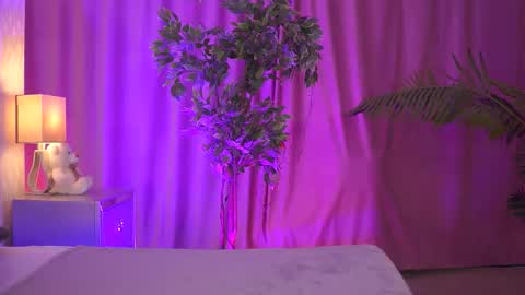 Zenyda online show from October 2025 10:00:02 AM