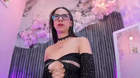 Snapshot of zephyra_bms chatting on June 2026 03:55:02 AM SOFIA online show from June 2026 03:55:02 AM