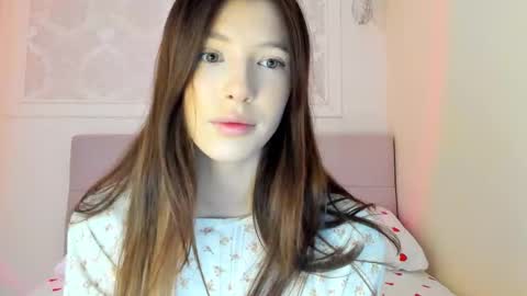 Snapshot of zerelle chatting on February 2026 09:52:02 AM Ivy online show from February 2026 09:52:02 AM