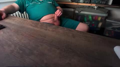 zeron900 online show from April 2026 08:50:01 PM