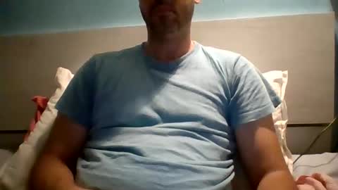 Snapshot of zeus00811 chatting on October 2025 03:49:02 AM zeus online show from October 2025 03:49:02 AM