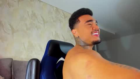 Snapshot of zeus_strong93 chatting on September 2025 03:39:02 AM zeus strong online show from September 2025 03:39:02 AM