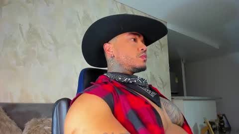 Snapshot of zeus_strong93 chatting on October 2025 10:26:02 PM zeus strong online show from October 2025 10:26:02 PM