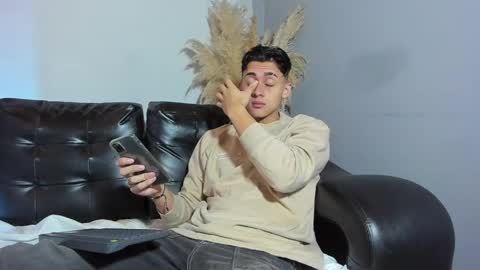 Zeus Brant online show from April 2026 01:27:01 PM