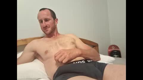 Snapshot of zeusey0 chatting on December 2024 11:53:01 AM Zeus online show from December 2024 11:53:01 AM
