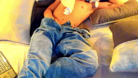 zeus online show from December 2024 03:39:01 PM