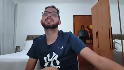 Snapshot of zezuinho chatting on June 2026 01:08:02 AM zezuinho online show from June 2026 01:08:02 AM