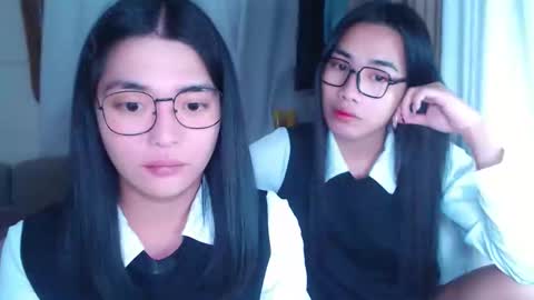 im your lovely zhaviabigcock here online show from March 2025 01:07:01 PM