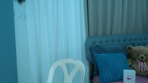 im your lovely zhaviabigcock here online show from November 2025 10:34:02 PM