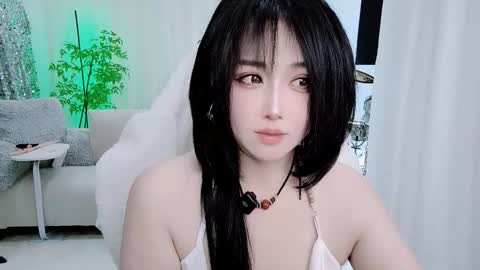 zhen online show from December 2025 12:43:01 PM