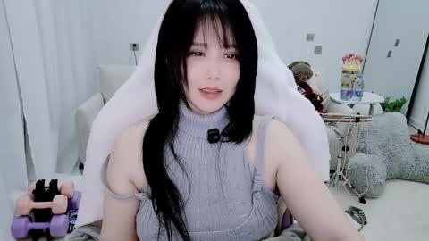 Snapshot of zhen0 chatting on March 2026 06:45:02 PM zhen online show from March 2026 06:45:02 PM