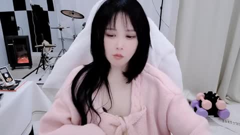 Snapshot of zhen0 chatting on April 2026 03:48:01 AM zhen online show from April 2026 03:48:01 AM