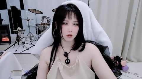 Snapshot of zhen0 chatting on April 2026 02:47:02 PM zhen online show from April 2026 02:47:02 PM