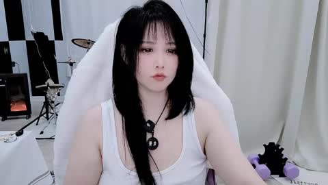 Snapshot of zhen0 chatting on April 2026 07:19:01 PM zhen online show from April 2026 07:19:01 PM