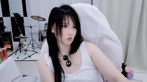 Snapshot of zhen0 chatting on April 2026 09:50:02 PM zhen online show from April 2026 09:50:02 PM