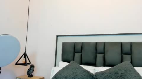 zia online show from October 2025 01:46:02 PM