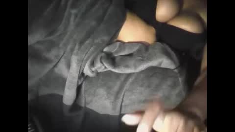 zimzim_ online show from December 2025 02:34:01 PM