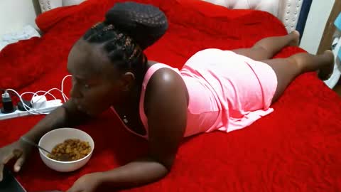 Snapshot of zindzi chatting on April 2026 11:24:01 PM Miss Zindzi online show from April 2026 11:24:01 PM