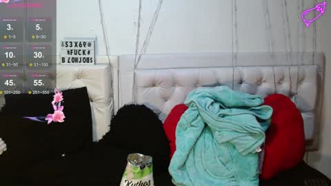 Snapshot of zion_bora chatting on December 2024 02:31:01 AM Zion Bora online show from December 2024 02:31:01 AM