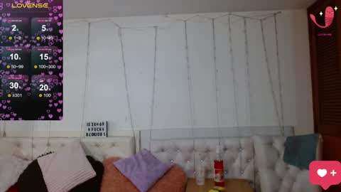 Snapshot of zion_bora chatting on January 2025 03:20:01 AM Zion Bora online show from January 2025 03:20:01 AM