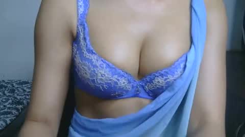Snapshot of ziyaa_1 chatting on April 2026 03:59:02 AM Ziyaa online show from April 2026 03:59:02 AM