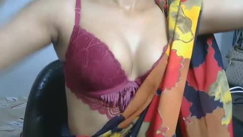 Snapshot of ziyaa_1 chatting on May 2026 03:22:02 AM Ziyaa online show from May 2026 03:22:02 AM
