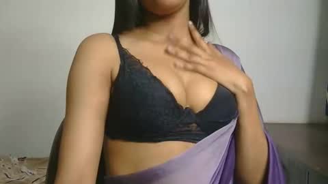 Snapshot of ziyaa_1 chatting on June 2026 05:12:01 AM Ziyaa online show from June 2026 05:12:01 AM