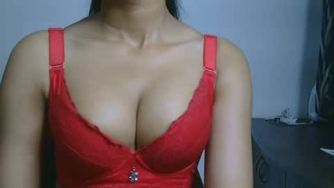 Snapshot of ziyaa_1 chatting on July 2026 03:56:02 AM Ziyaa online show from July 2026 03:56:02 AM