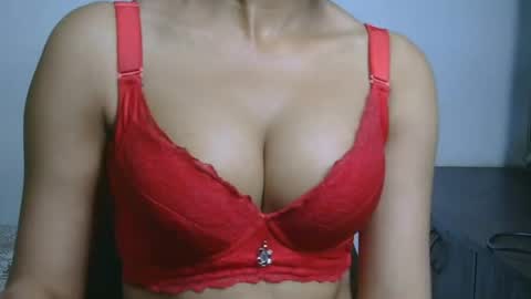 Snapshot of ziyaa_1 chatting on July 2026 03:45:02 AM Ziyaa online show from July 2026 03:45:02 AM