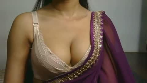 Snapshot of ziyaa_1 chatting on July 2026 02:53:01 AM Ziyaa online show from July 2026 02:53:01 AM