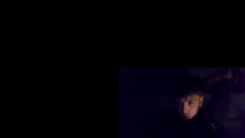 Snapshot of zizu1998 chatting on July 2026 08:43:01 AM zizu1998 online show from July 2026 08:43:01 AM
