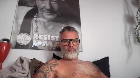 zkopa69 online show from September 2025 12:43:02 PM