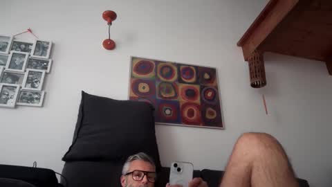 zkopa69 online show from October 2025 02:16:02 PM