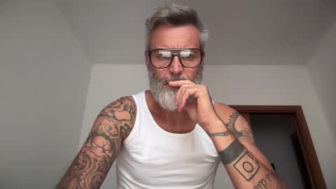 zkopa69 online show from October 2025 06:47:01 AM