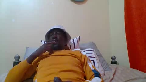 Zlatann2012 online show from November 2025 07:27:01 PM