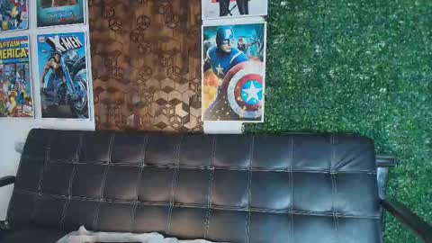 Snapshot of zoe__kravits__ chatting on October 2025 01:17:02 PM   online show from October 2025 01:17:02 PM