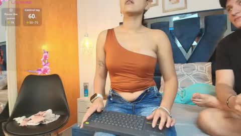 Zoe and dylan  online show from November 2025 12:05:01 PM