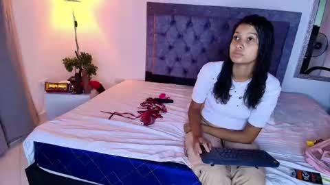 Zoe Blake online show from July 2026 03:52:02 AM
