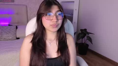 Snapshot of zoe_capelli chatting on September 2025 05:23:02 AM zoe online show from September 2025 05:23:02 AM
