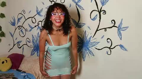 Snapshot of zoe_ch_ chatting on April 2026 09:19:01 PM zoe_ch_ online show from April 2026 09:19:01 PM