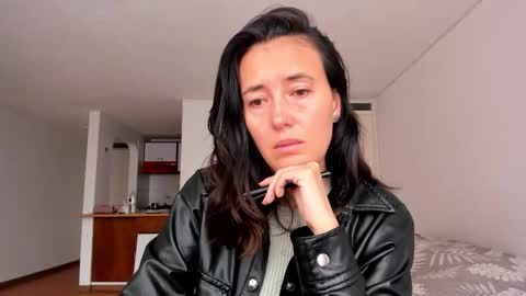 ZOE online show from December 2025 06:46:02 PM