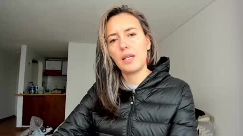 ZOE online show from February 2026 07:09:01 PM