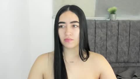 zoe_jones7 online show from November 2025 08:07:01 PM