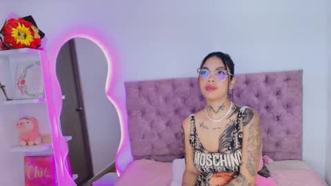 Snapshot of zoe_kravitx_ chatting on March 2026 03:50:01 AM zoe_kravitx_ online show from March 2026 03:50:01 AM