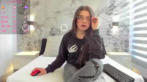 Zoe online show from March 2026 11:49:01 AM